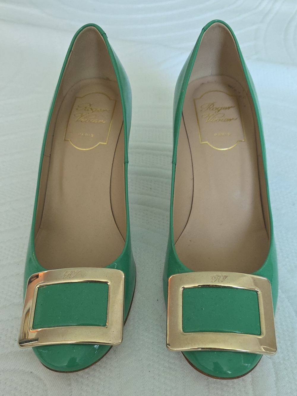 Roger Vivier Emerald Patent Leather Pumps with Gold Buckle